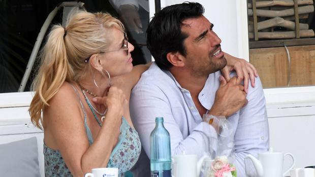 La actriz Belén Rueda junto a su ex novio Francis Malfatto