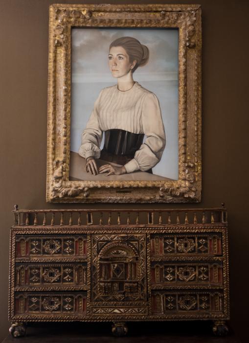 Obra de Claudio Bravo. La casa de Mayte es un museo indoor, con piezas este retrato suyo