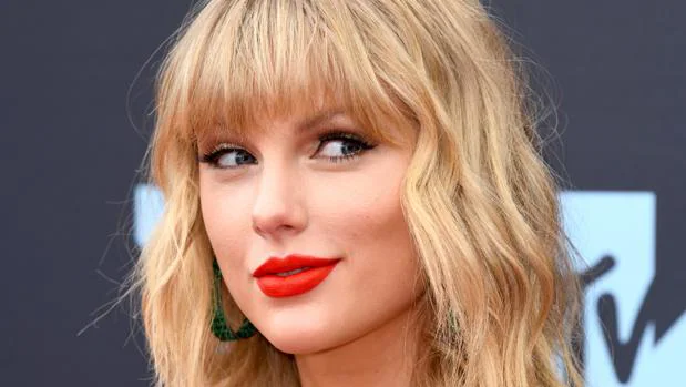 Taylor Swift Pelea Por Su Musica