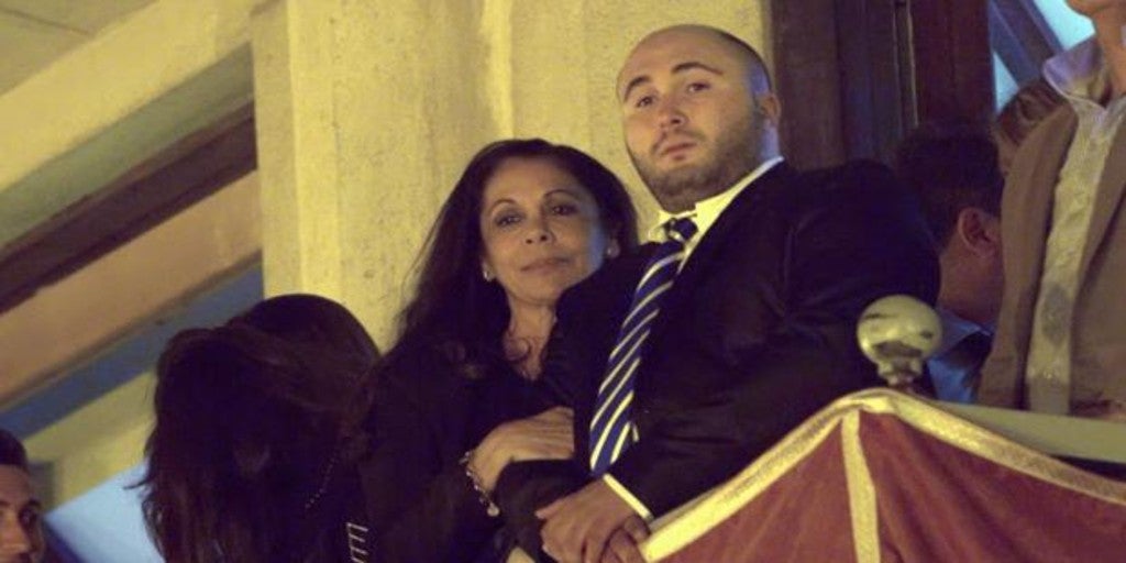 El gesto con el que Isabel Pantoja pretende acercar posturas con su hijo, Kiko Rivera