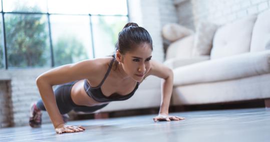 Tabla ejercicios fitness en casa