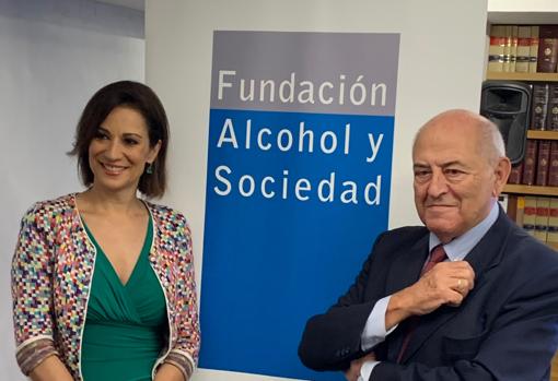 Silvia Jato y José Antonio Marina en la presentación de resultados «Menores ni una gota»