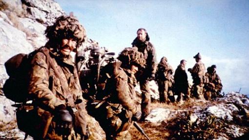 Combatiententes en el monte Longdon