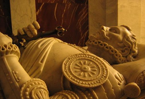Tumba de Don Juan de Austria en el monasterio de San Lorenzo de El Escorial