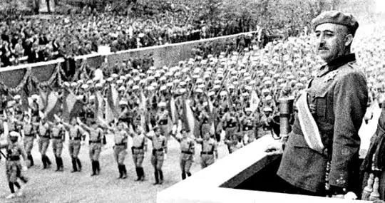 El consejo de Franco que el presidente Johnson rechazó y le habría ahorrado la humillación en Vietnam Frnaco-desfile-kYKE--540x285@abc