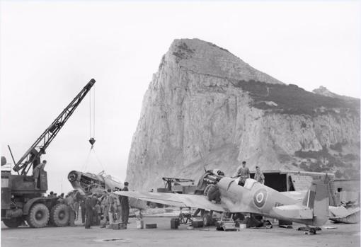 británicos posados junto a Gibraltar en el año que los nazis planearon invador el peñón