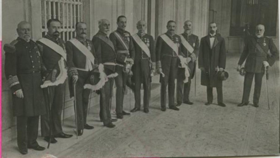 La solución de Alfonso XIII para salvar a España del 'engendro político
