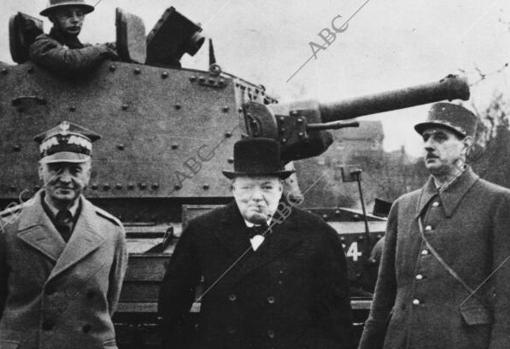 Churchill, junto a De Gaulle