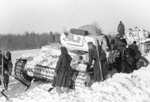 Panzer atrapado en la nieve durante la Operación Barbarroja