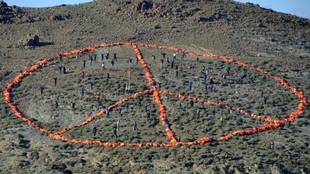 Símbolo de la paz en Lesbos