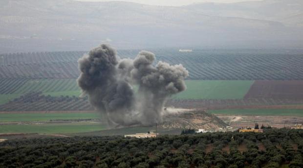 Bombardeo turco sobre la localidad de Deir Ballut, en la región de Afrín, este sábado