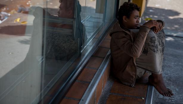 Decenas de niños se han quedado desamparados en Venezuela después de que sus padres emigraran a otro país