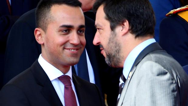 Los líderes del M5E y la Liga, Luigi Di Maio y Matteo Salvini, en una imagen de archivo