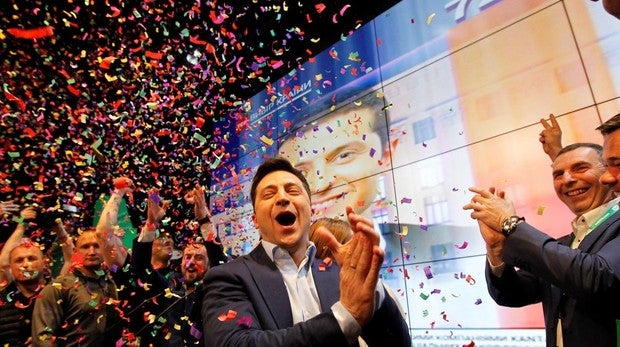 Volodímir Zelenski, tras conocer el resultado de las elecciones ayer en Ucrania que le daban como vencedor