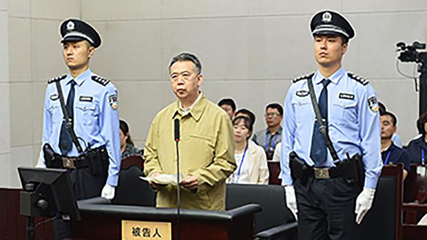 El expresidente de Interpol, Meng Hongwei durante su juicio