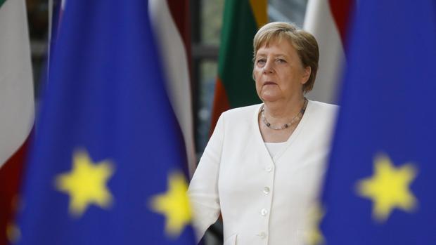 La canciller Merkel a su llegada a la cumbre en Bruselas