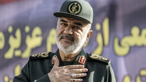El comandante en jefe de la Guardia Revolucionaria iranÃ­, Hosein SalamÃ­