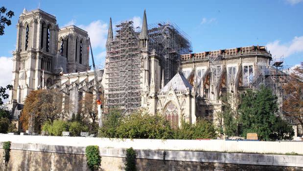 La reconstrucción final de Notre Dame será sometida a consulta popular
