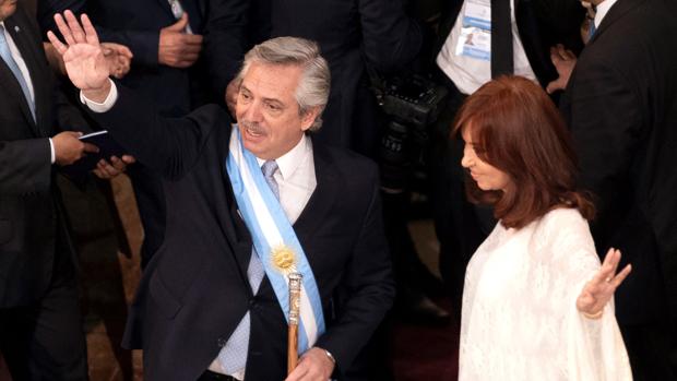 Alberto Fernández tiende puentes en el discurso de su toma de posesión en Argentina