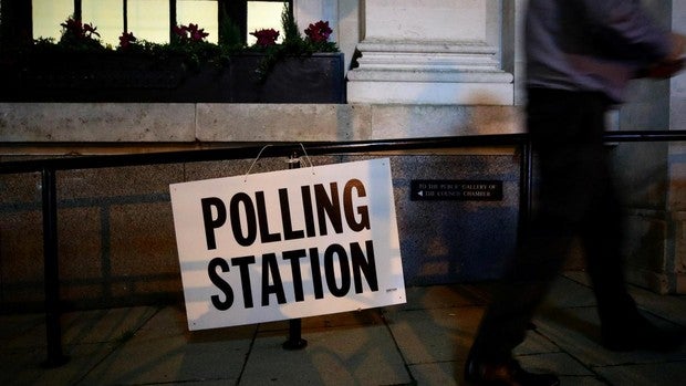Elecciones Reino Unido en directo: El último sondeo amplía la ventaja de Johnson a 11 puntos