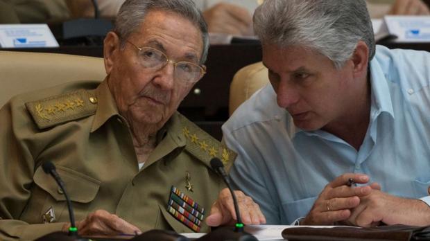 La restitución de la figura del primer ministro no vaticina cambios políticos para Cuba