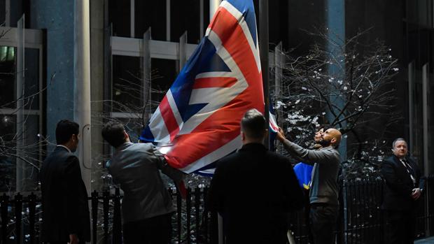 Brexit en directo: La Unión Europea retira la bandera británica de sus instituciones