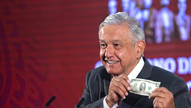 AMLO sin mascarilla