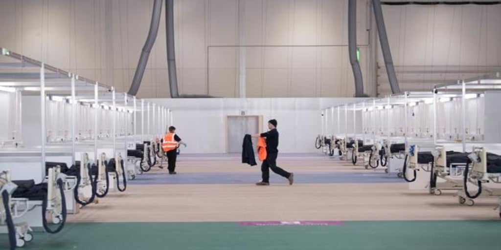 El gobierno británico asegura que miles de respiradores nuevos llegarán a los hospitales la próxima semana