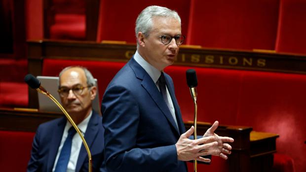 La Asamblea de Francia aprueba más ayudas a las familias y empresas necesitadas