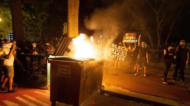 La violencia incendia todas las grandes ciudades de Estados Unidos