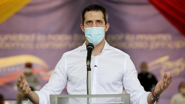 Juan Guaidó plantea una consulta popular para recuperar la democracia en Venezuela