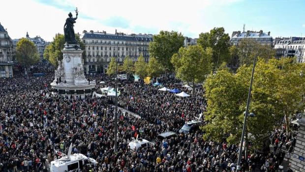 Francia, en pie contra la barbarie islamista