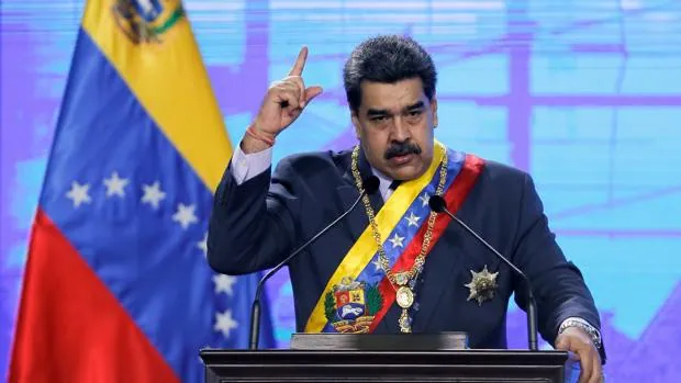 Nicolás Maduro habla durante la ceremonia de inauguración del nuevo mandato del TSJ en Caracas