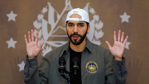 Bukele arrasa en las elecciones El Salvador consiguiendo la mayoría absoluta de la Asamblea