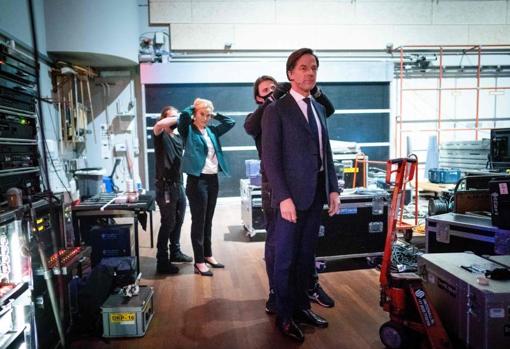 Rutte, before a television debate