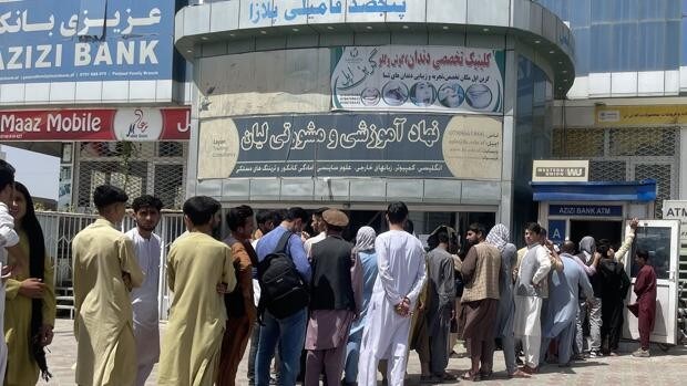 El FMI corta el grifo a los talibanes «hasta que se aclare la situación»