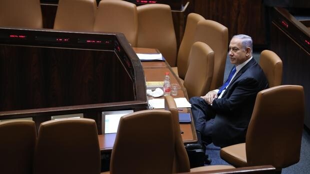 Netanyahu negocia un acuerdo para librarse de la cárcel a cambio de dejar la política