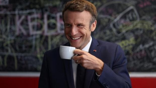 Espectacular remontada de Macron, 15 puntos por encima de Le Pen, en la recta final de la segunda vuelta