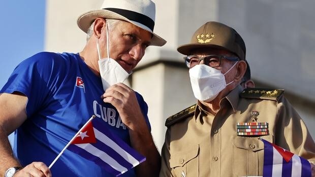 Castro reaparece con motivo del 1 de Mayo y la muerte del histórico Ricardo Alarcón