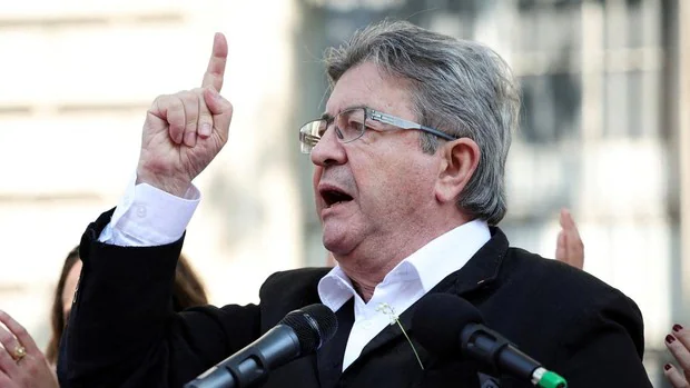 Mélenchon intenta unir a la izquierda francesa bajo el paraguas populista