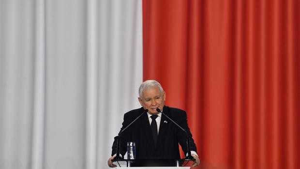 El 'líder en la sombra' de Polonia, Jaros?aw Kaczy?ski, deja el Gobierno polaco por motivos de salud