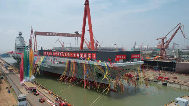 Así es el 'Fujian', el nuevo monstruo naval de China: un portaaviones gigantesco y sofisticado