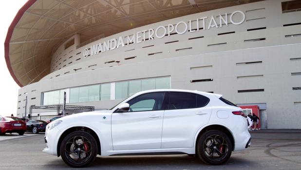 El nuevo Alfa Romeo Stelvio Quadrifoglio, en el Wanda Metropolitano