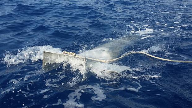 Los microplásticos llegan a las costas de los espacios protegidos españoles o flotan en sus aguas