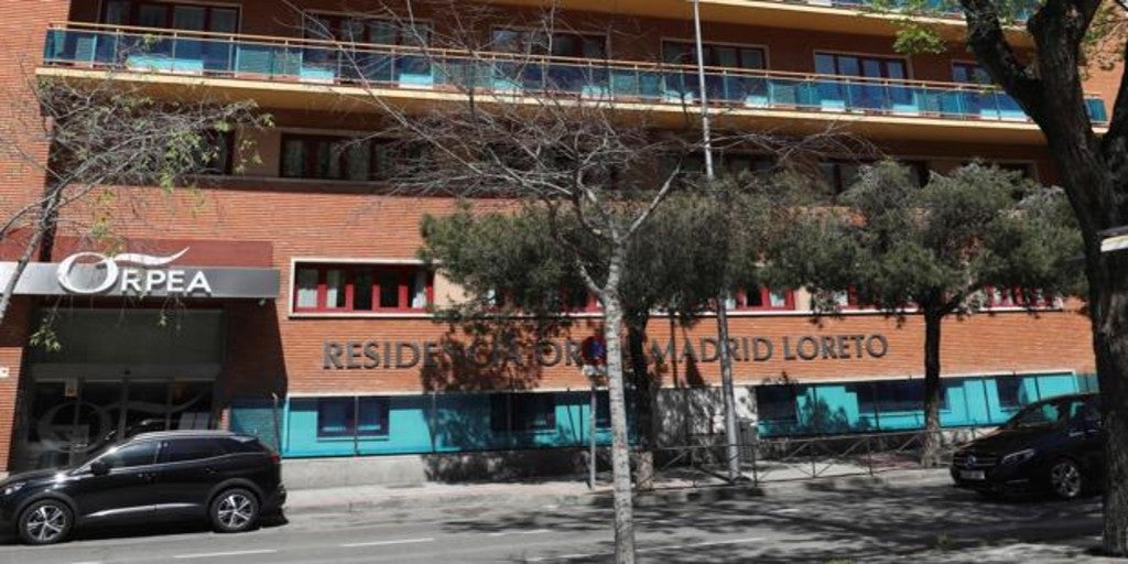 Carta abierta de una enfermera: «Se muere nuestro padre y vamos a trabajar»