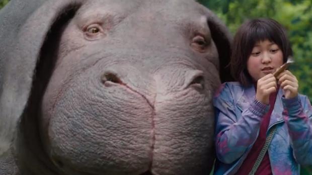 Fotograma del filme de Bong Joong-ho «Ojka», que el año pasado compitió por la Palma de Oro en Cannes