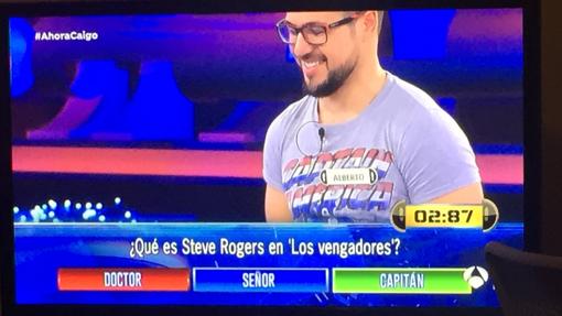 El concursante llevaba puesta una camiseta con la respuesta a la pregunta