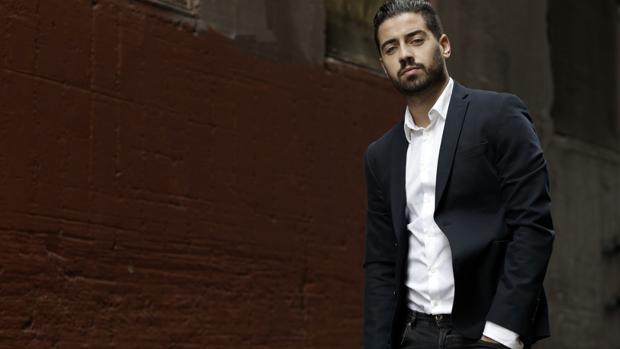 Borja Voces es presentador del noticiero de la cadena hispana Univisión