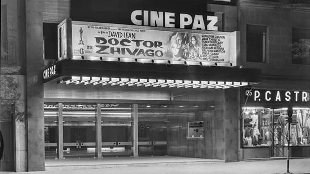 Fachada de los Cine Paz en 1966
