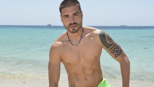 Fabio Colloricchio en su posado como concursante de «Supervivientes»